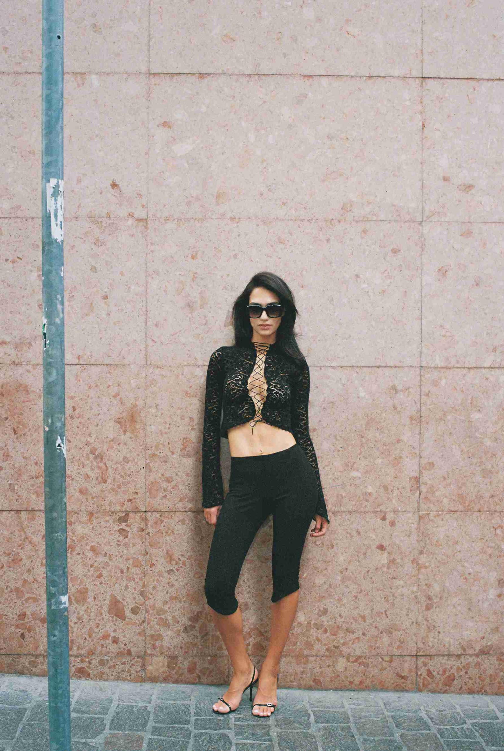 mykonos-cardigan-in-black